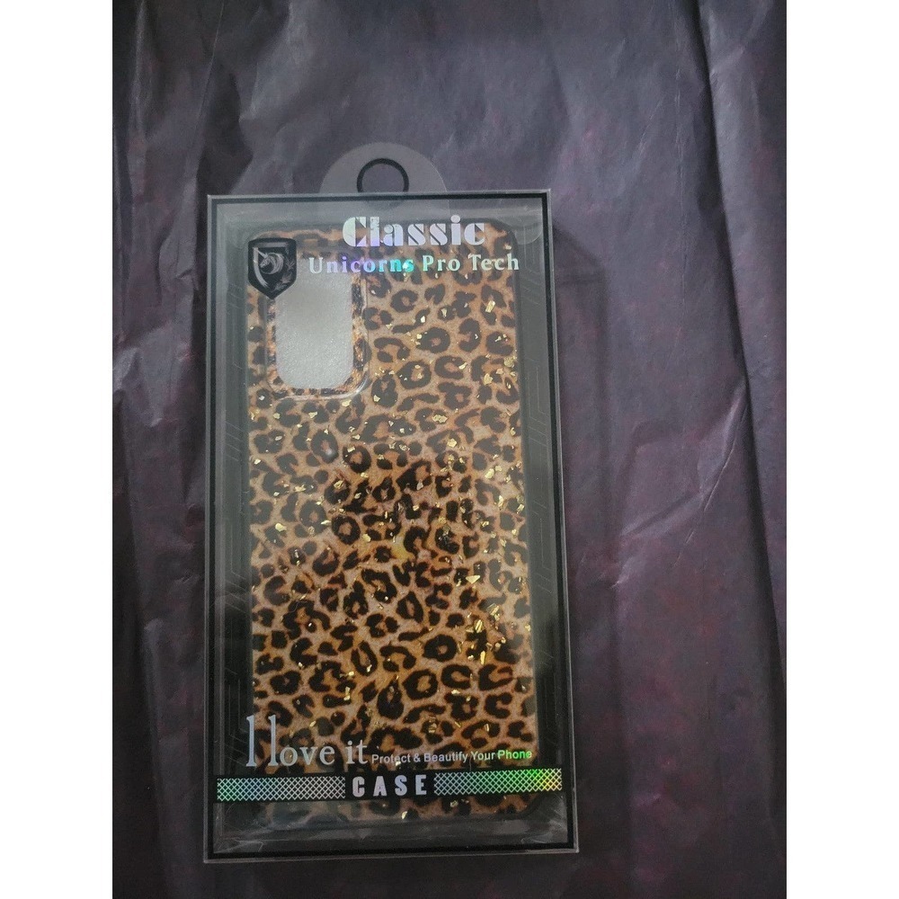 Samsung Galaxy a72 case cheetah